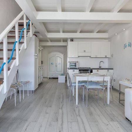 Giglio Apartment Vista Mare E Parcheggio Privato Porto Rotondo Buitenkant foto