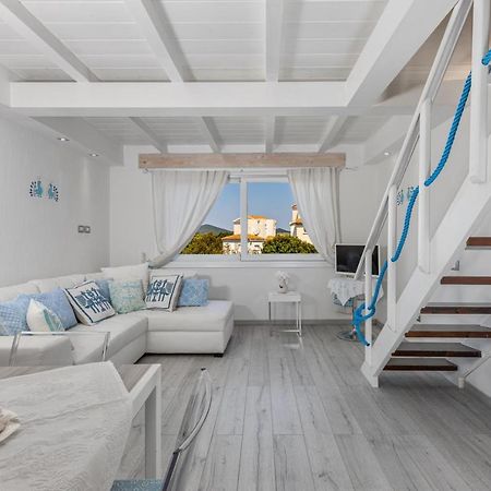 Giglio Apartment Vista Mare E Parcheggio Privato Porto Rotondo Buitenkant foto